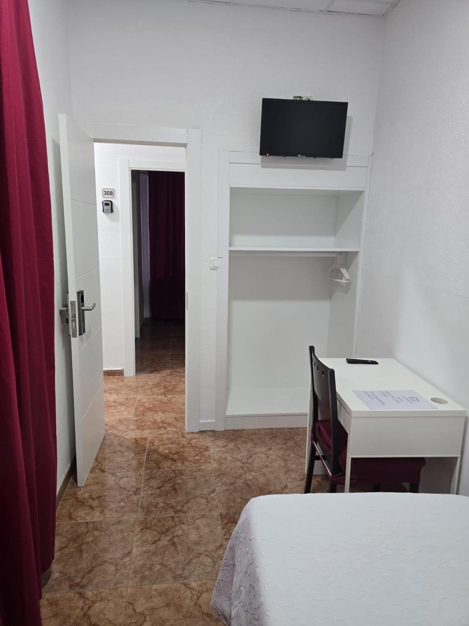 Single Room